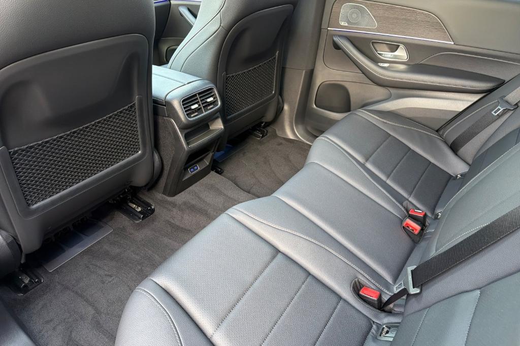 new 2026 Mercedes-Benz GLE 350 car, priced at $72,600