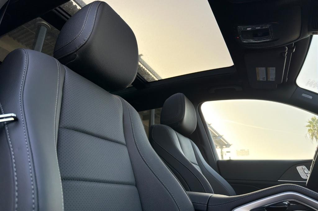 new 2026 Mercedes-Benz GLE 350 car, priced at $72,600