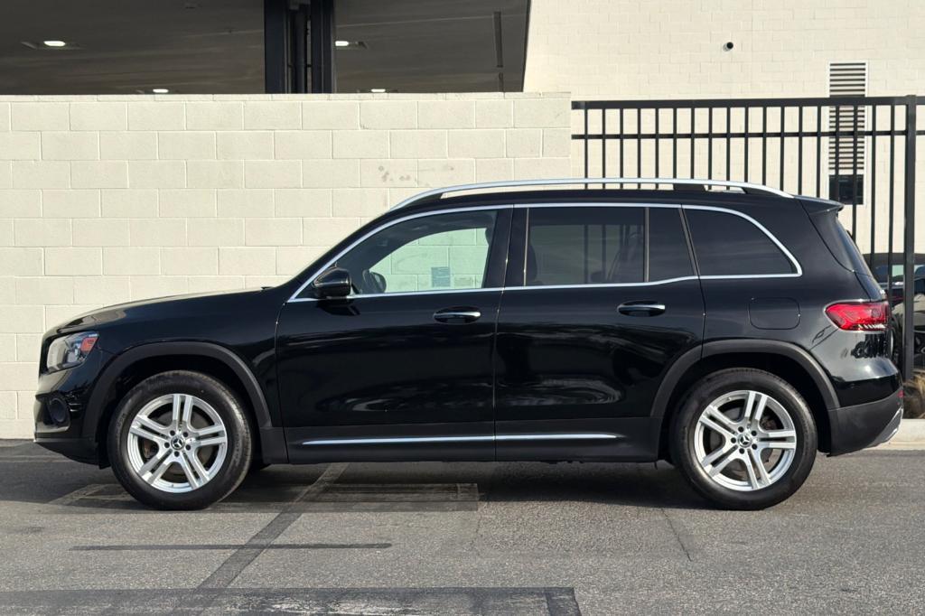 used 2023 Mercedes-Benz GLB 250 car, priced at $28,400