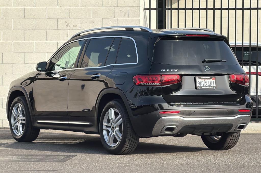 used 2023 Mercedes-Benz GLB 250 car, priced at $28,400