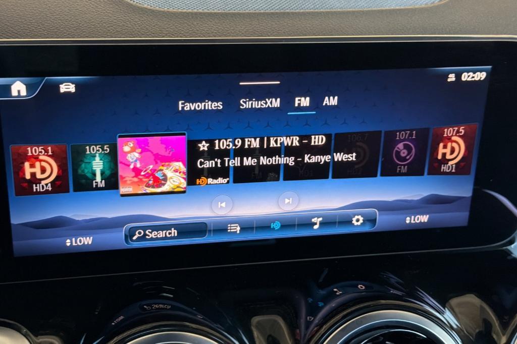 new 2026 Mercedes-Benz GLB 250 car, priced at $47,140