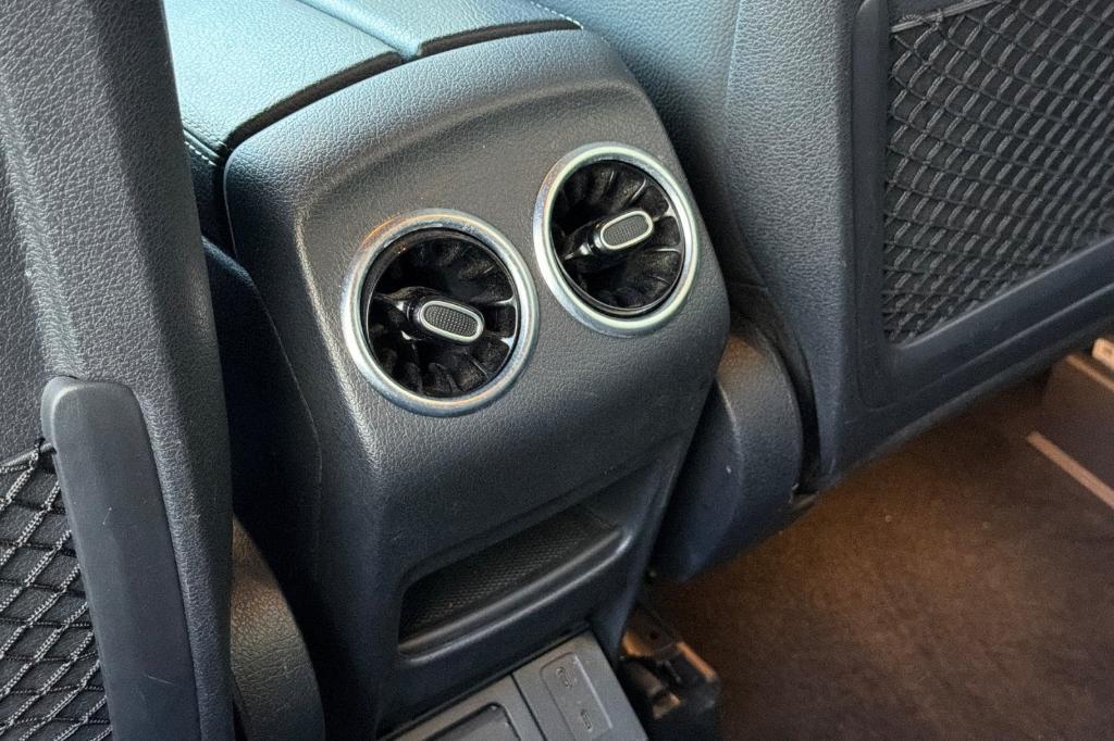 used 2021 Mercedes-Benz GLB 250 car, priced at $23,200