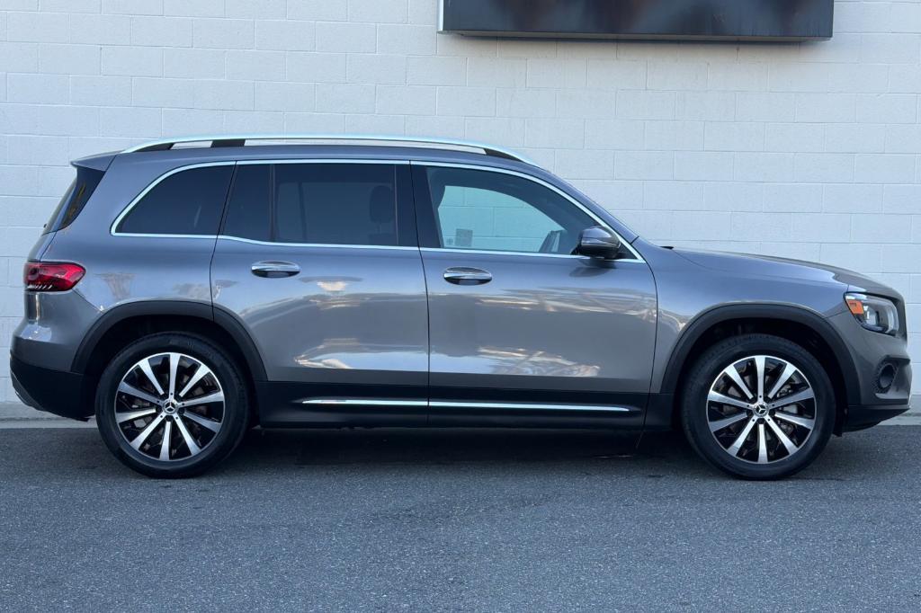 used 2021 Mercedes-Benz GLB 250 car, priced at $23,200