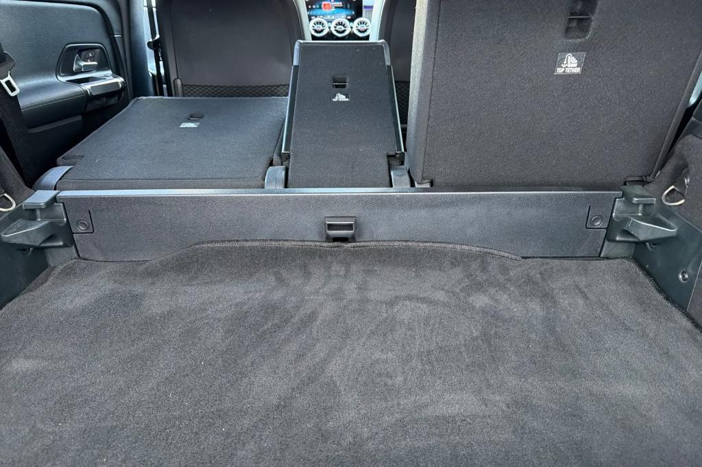 used 2021 Mercedes-Benz GLB 250 car, priced at $23,200