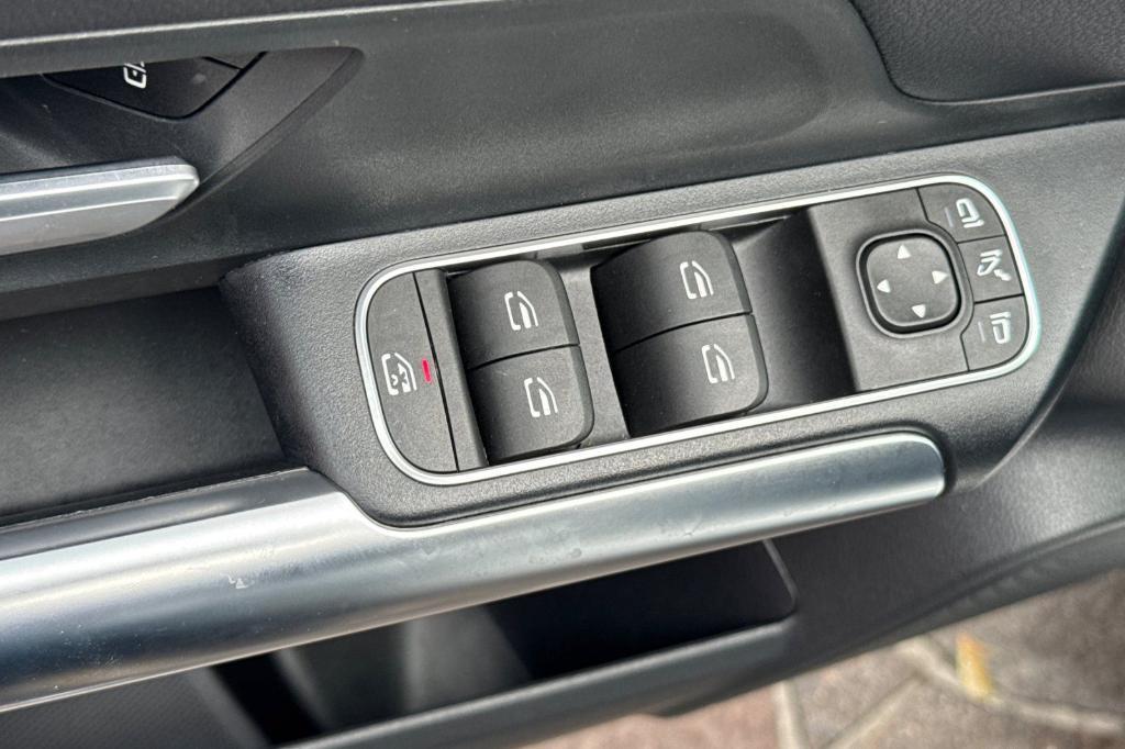 used 2021 Mercedes-Benz GLA 250 car, priced at $24,900