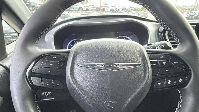 used 2022 Chrysler Pacifica Hybrid car, priced at $27,455