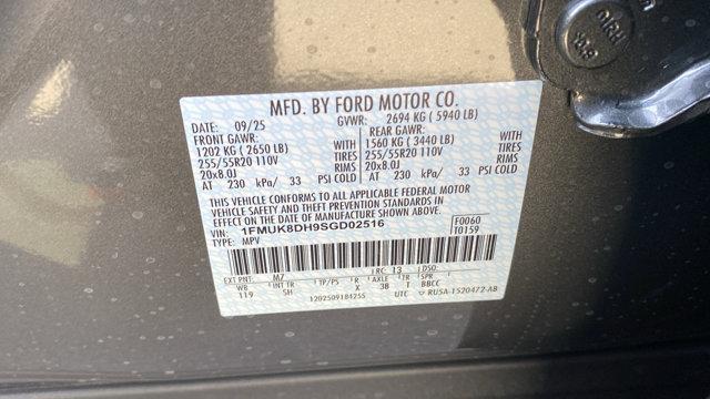 new 2025 Ford Explorer car, priced at $50,284