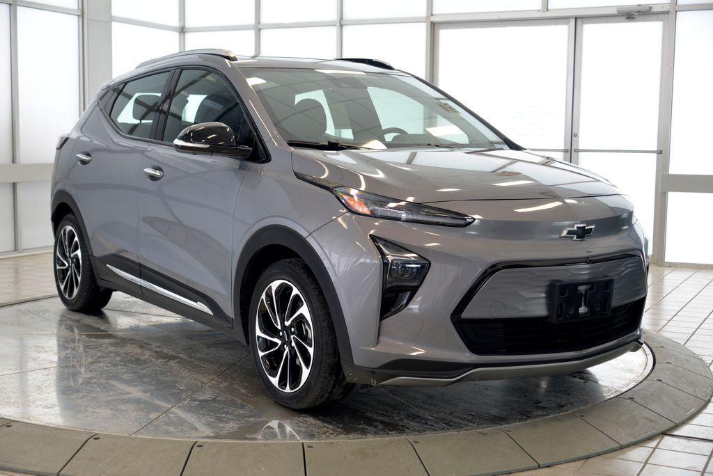 used 2022 Chevrolet Bolt EUV car, priced at $18,890