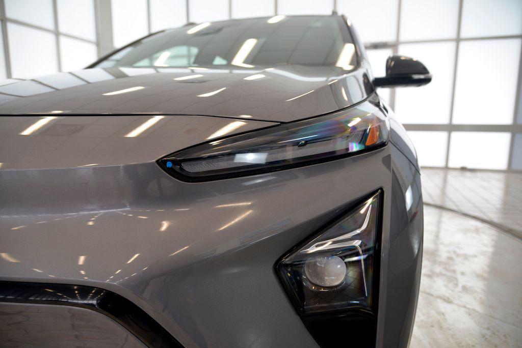 used 2022 Chevrolet Bolt EUV car, priced at $18,890