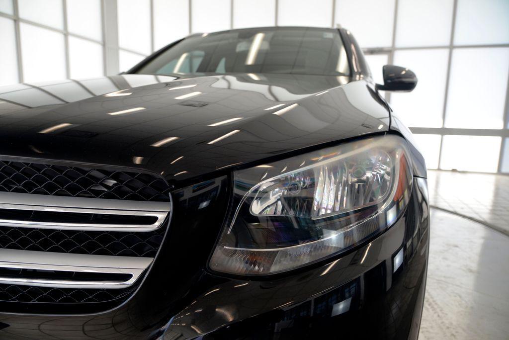 used 2018 Mercedes-Benz GLC 300 car, priced at $15,567