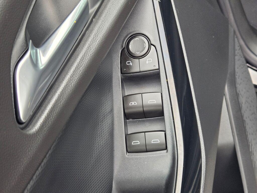 new 2026 Chevrolet Equinox car, priced at $30,671