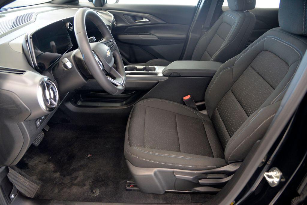 used 2025 Chevrolet Equinox EV car, priced at $24,881