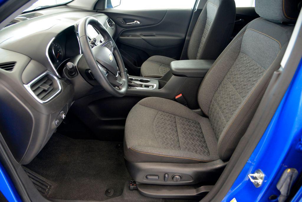 used 2024 Chevrolet Equinox car, priced at $24,403
