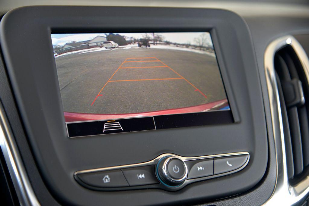 used 2023 Chevrolet Equinox car, priced at $23,990