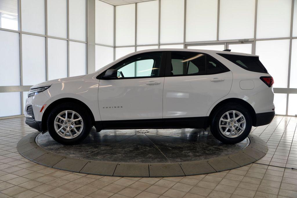 used 2024 Chevrolet Equinox car, priced at $18,550