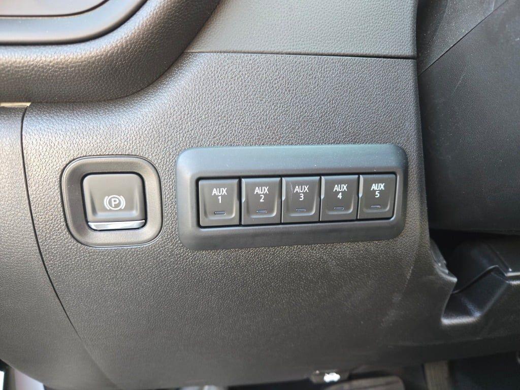 new 2025 Chevrolet Silverado 3500 car, priced at $81,282