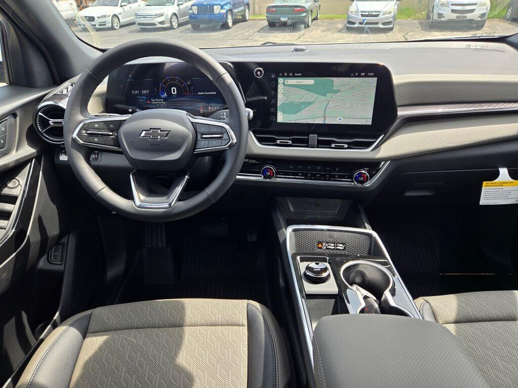 new 2026 Chevrolet Equinox car, priced at $34,571