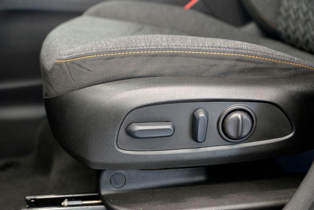 used 2022 Chevrolet Equinox car, priced at $19,670