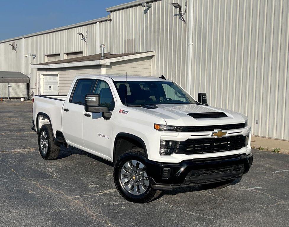 used 2025 Chevrolet Silverado 2500 car, priced at $49,965