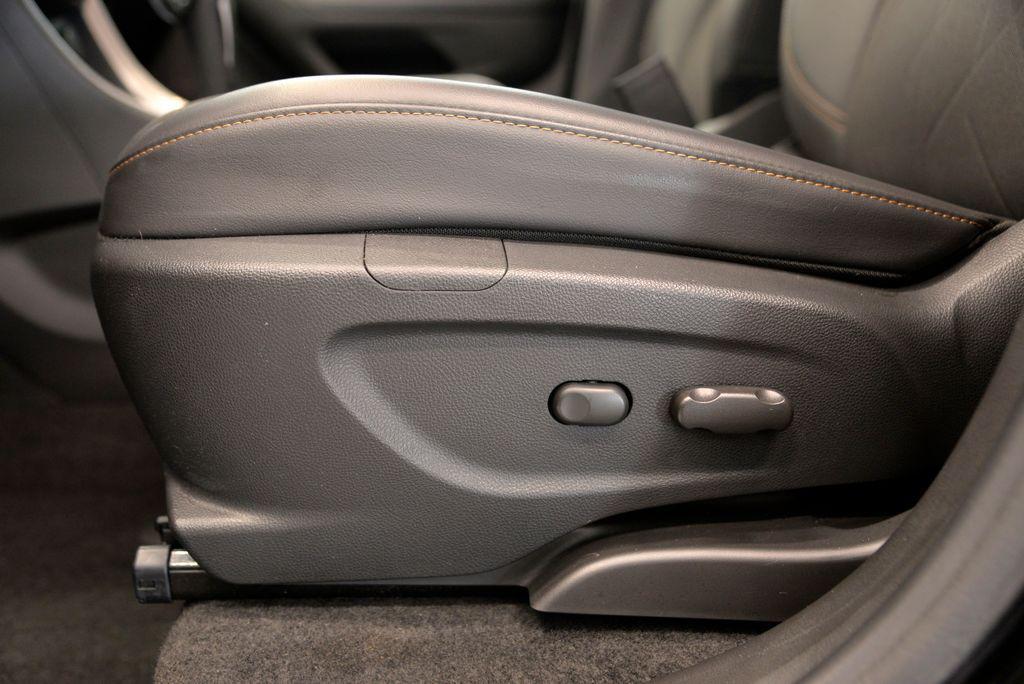 used 2022 Chevrolet Trax car, priced at $17,990