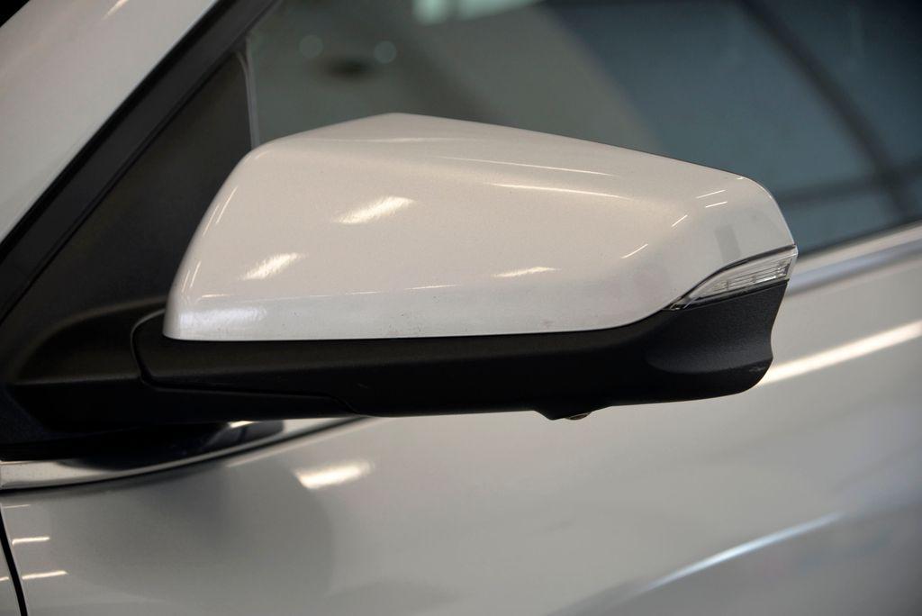 used 2022 Chevrolet Equinox car, priced at $20,990