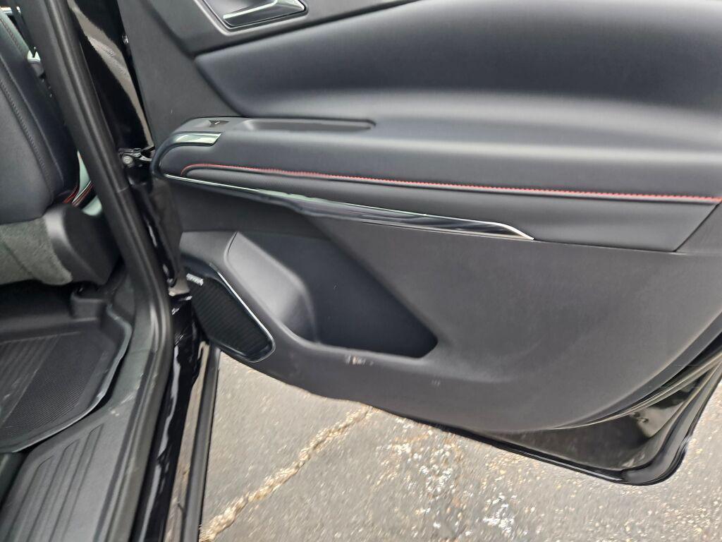 new 2026 Chevrolet Traverse car, priced at $59,693