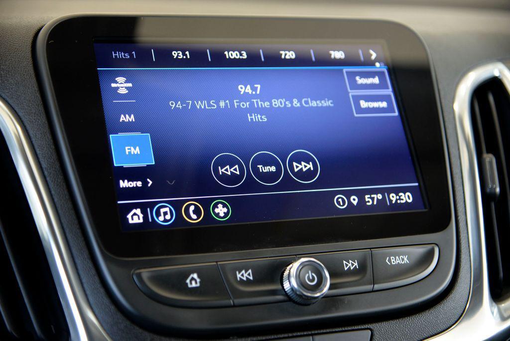 used 2023 Chevrolet Equinox car, priced at $22,550