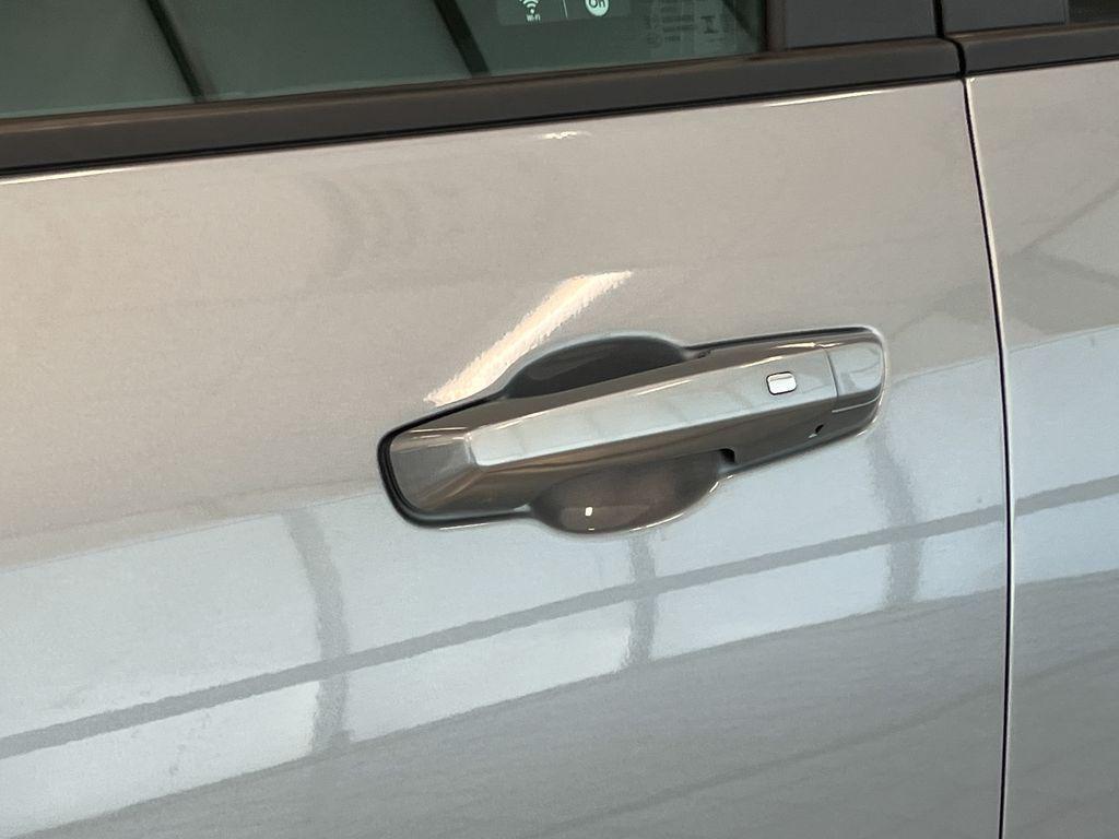 used 2025 Chevrolet Equinox car, priced at $28,351