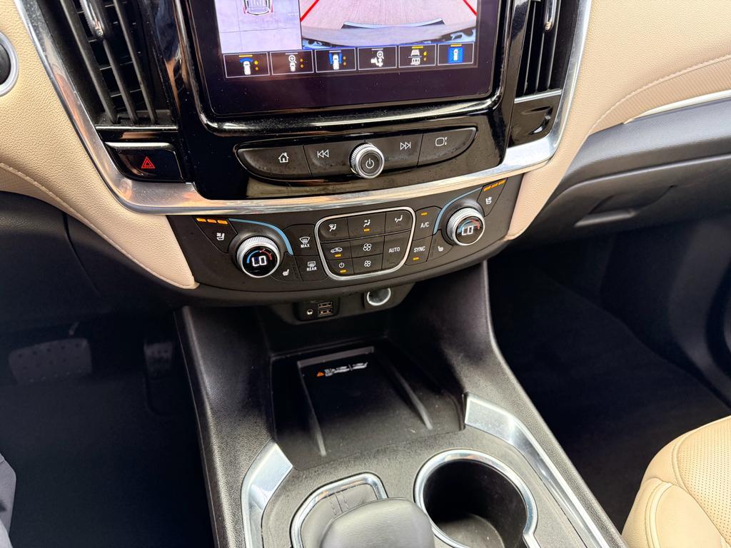 used 2023 Chevrolet Traverse car, priced at $38,695