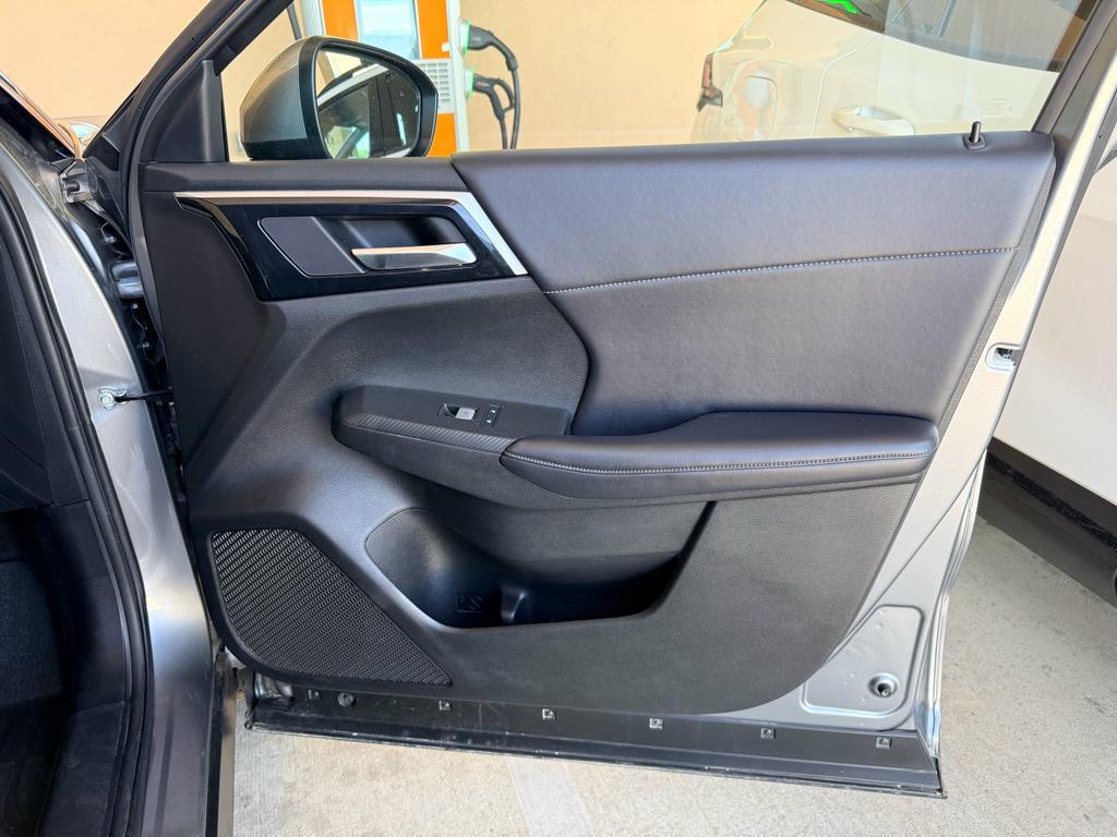used 2024 Mitsubishi Outlander car, priced at $23,588