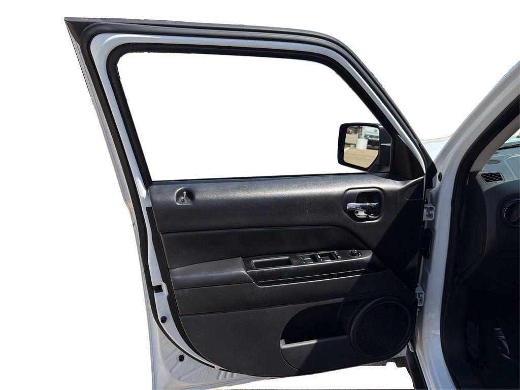 used 2016 Jeep Patriot car, priced at $9,290