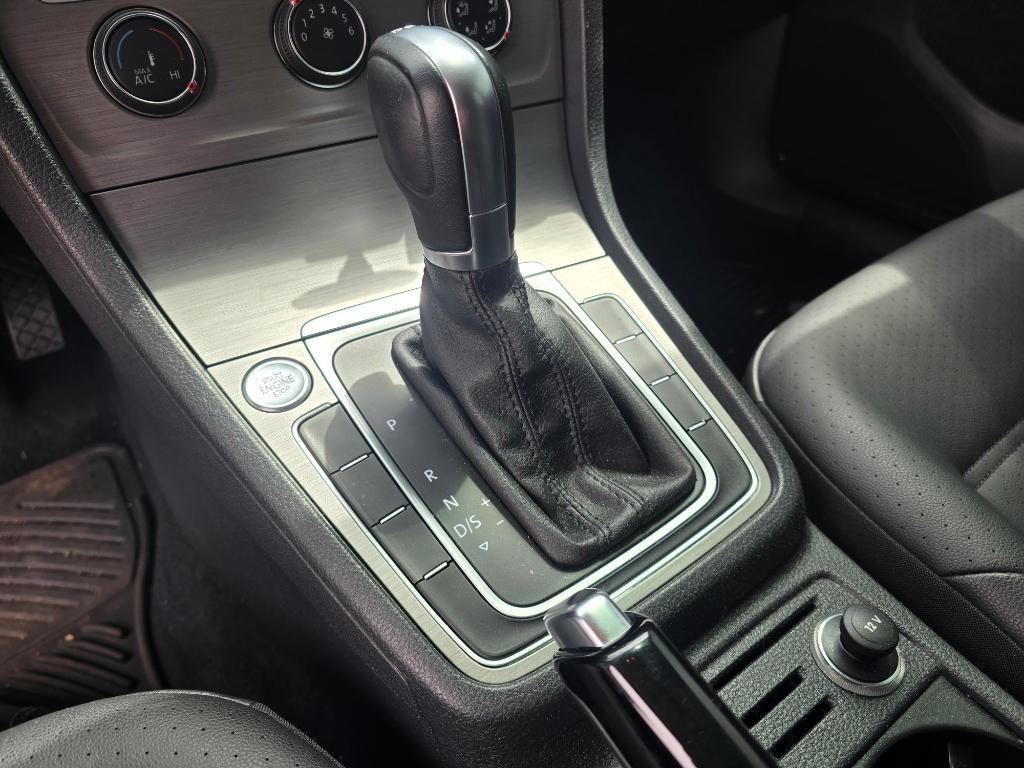 used 2015 Volkswagen Golf SportWagen car, priced at $13,992
