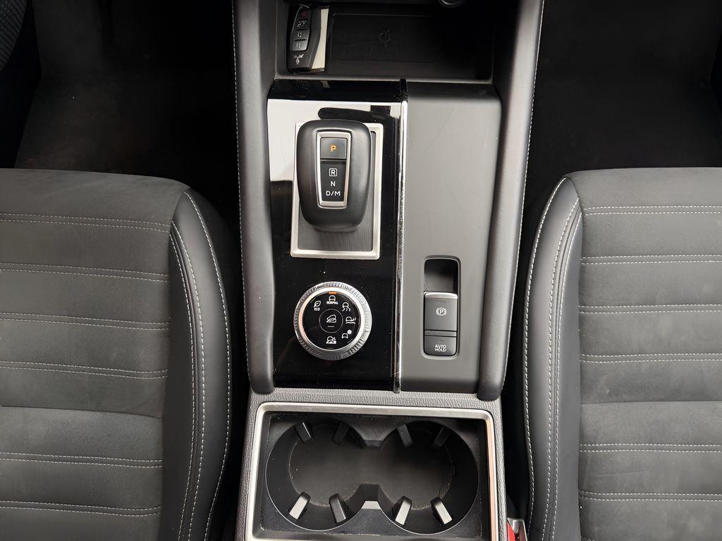 used 2024 Mitsubishi Outlander car, priced at $23,899