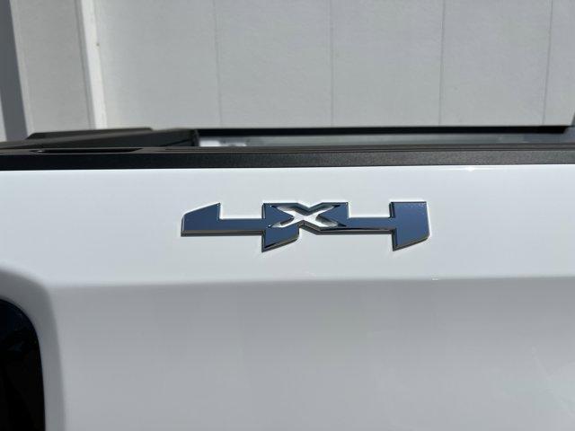 new 2026 GMC Sierra 1500 car, priced at $43,595