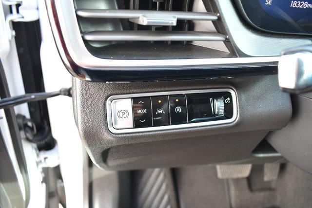 used 2025 Buick Envision car, priced at $27,900