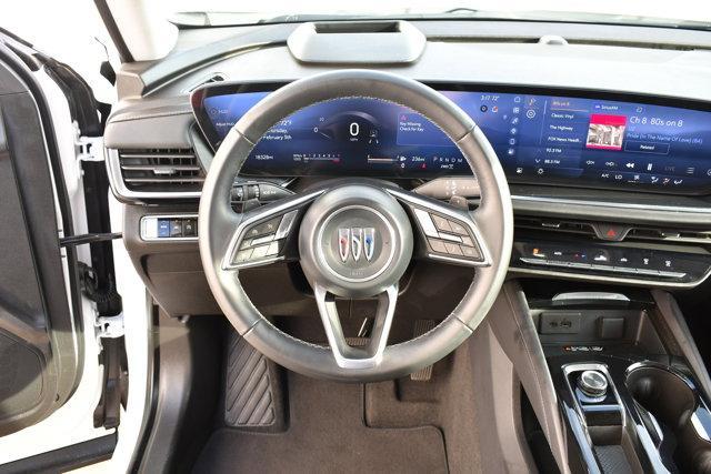 used 2025 Buick Envision car, priced at $27,900