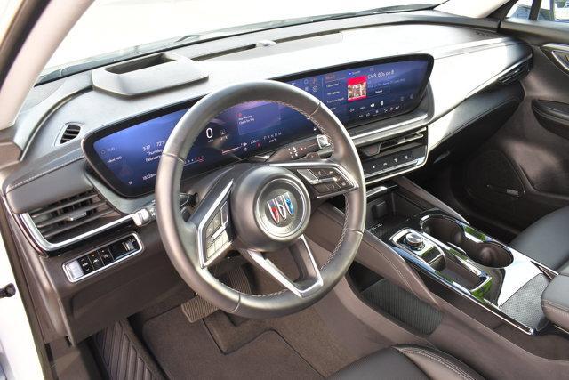 used 2025 Buick Envision car, priced at $27,900