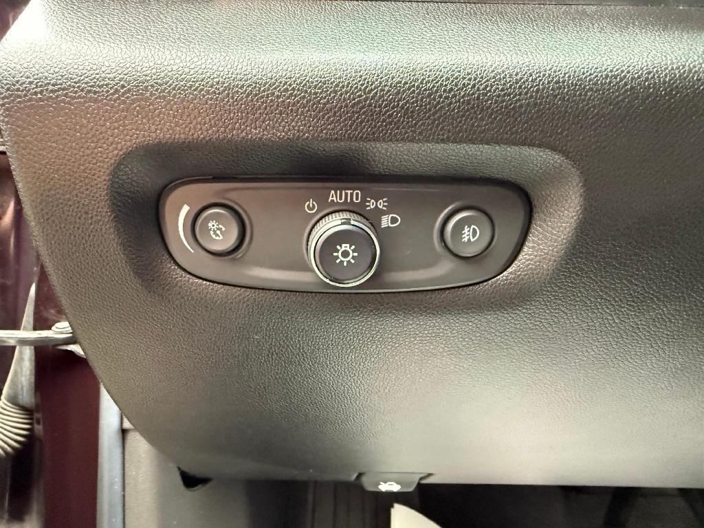 used 2019 Chevrolet Traverse car, priced at $16,900