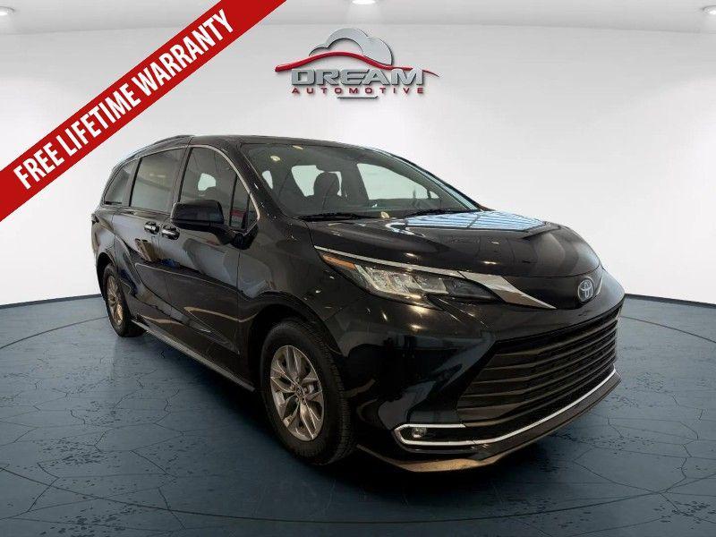 used 2022 Toyota Sienna car, priced at $37,850