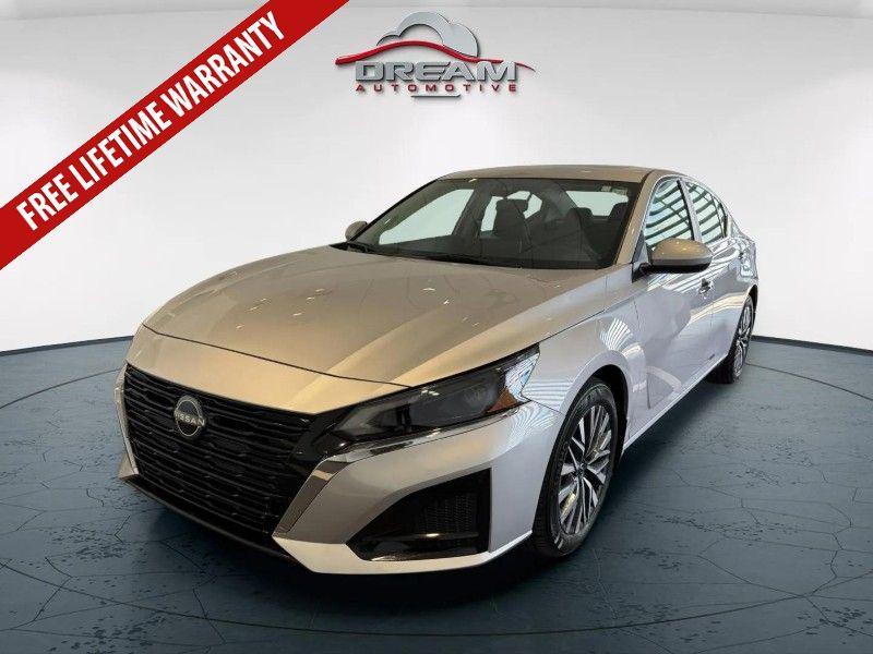 new 2025 Nissan Altima car, priced at $25,267