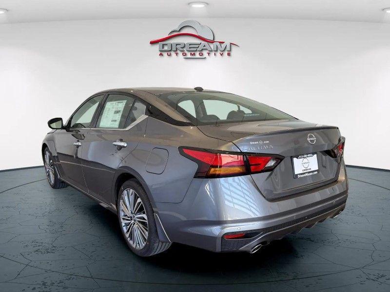 new 2025 Nissan Altima car, priced at $29,090