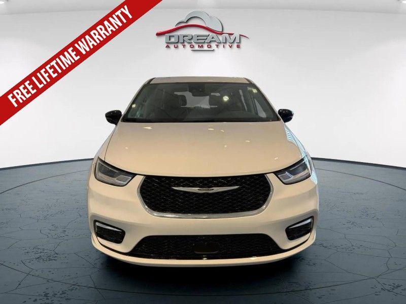 used 2024 Chrysler Pacifica car, priced at $26,670