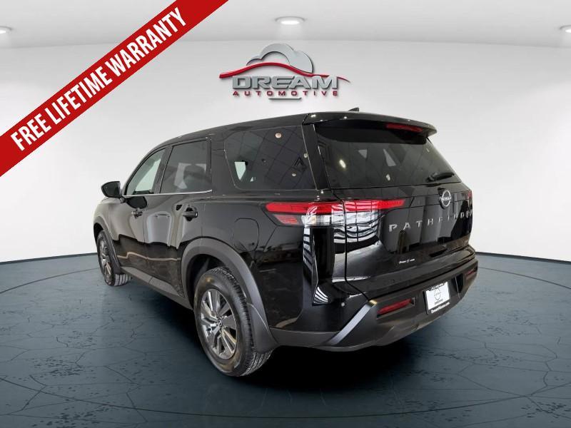 new 2026 Nissan Pathfinder car, priced at $37,189