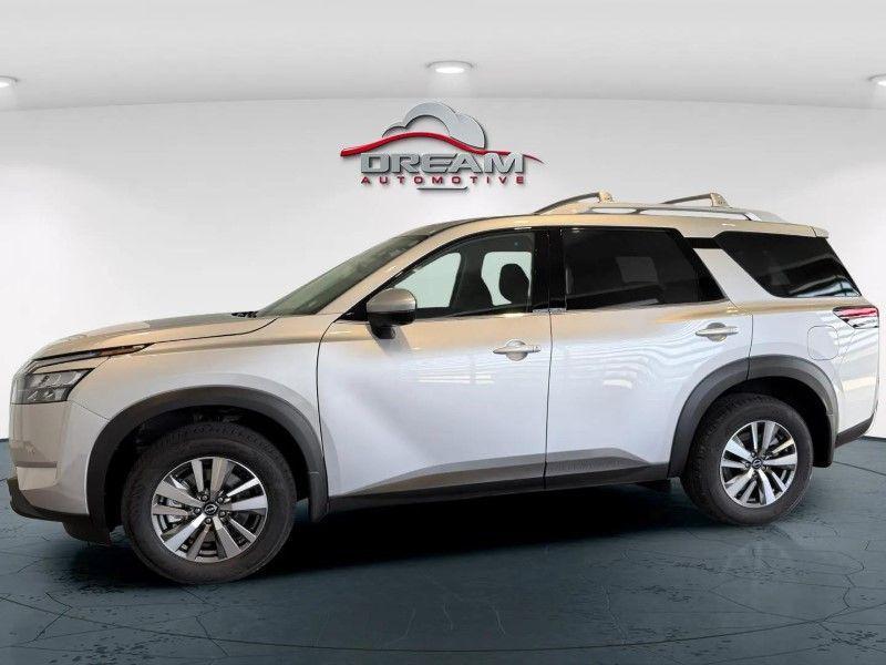 new 2025 Nissan Pathfinder car, priced at $41,580