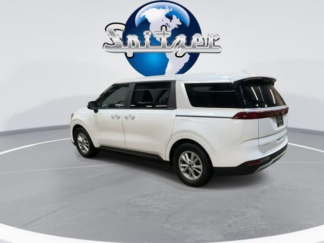 used 2024 Kia Carnival car, priced at $29,034