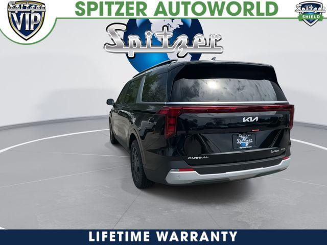 new 2026 Kia Carnival Hybrid car, priced at $43,702