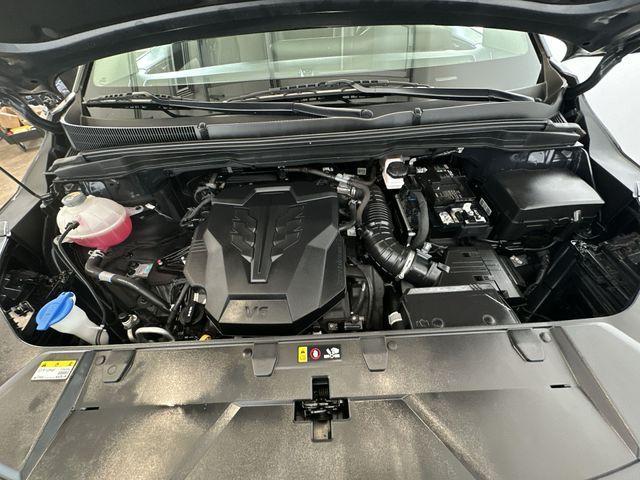 used 2023 Kia Carnival car, priced at $29,434