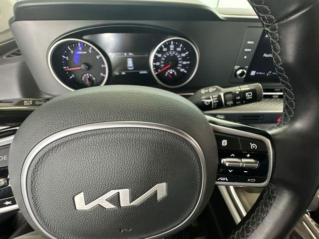 used 2023 Kia Carnival car, priced at $29,434