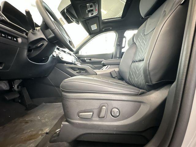 new 2025 Kia Telluride car, priced at $45,027
