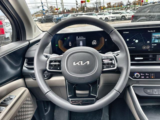 new 2026 Kia Carnival Hybrid car, priced at $41,799